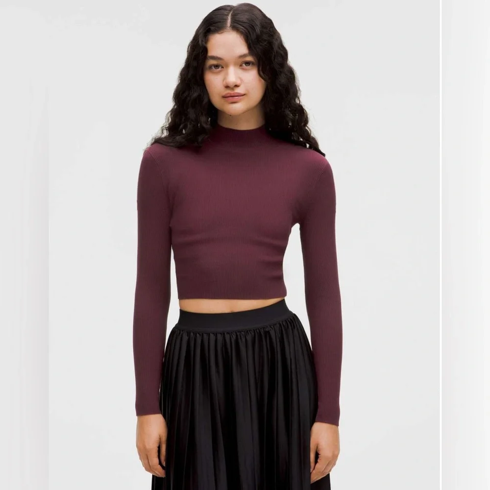 Lululemon Ribbed-Knit Twist-Back Mockneck Sweater NWT in Garnet Red - Picture 2 of 8